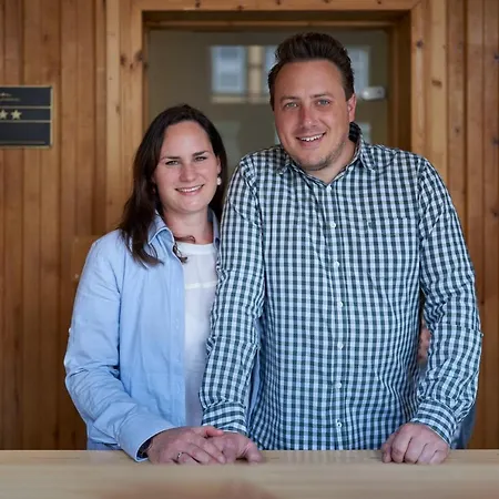 Отель Schlossblick 3*