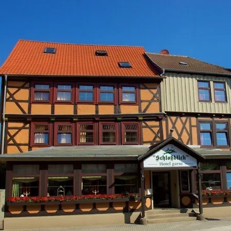 Отель Schlossblick 3*